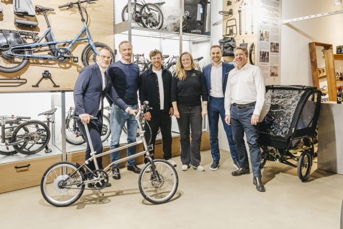 Speaker:innen der CONDA Investors Lounge in Berlin von links: Dr. Stephan Jansen, Dirk Littig, Magnus Busch, Valerie Wolff, Maximilian Ortner, Dr. Moritz Schwencke